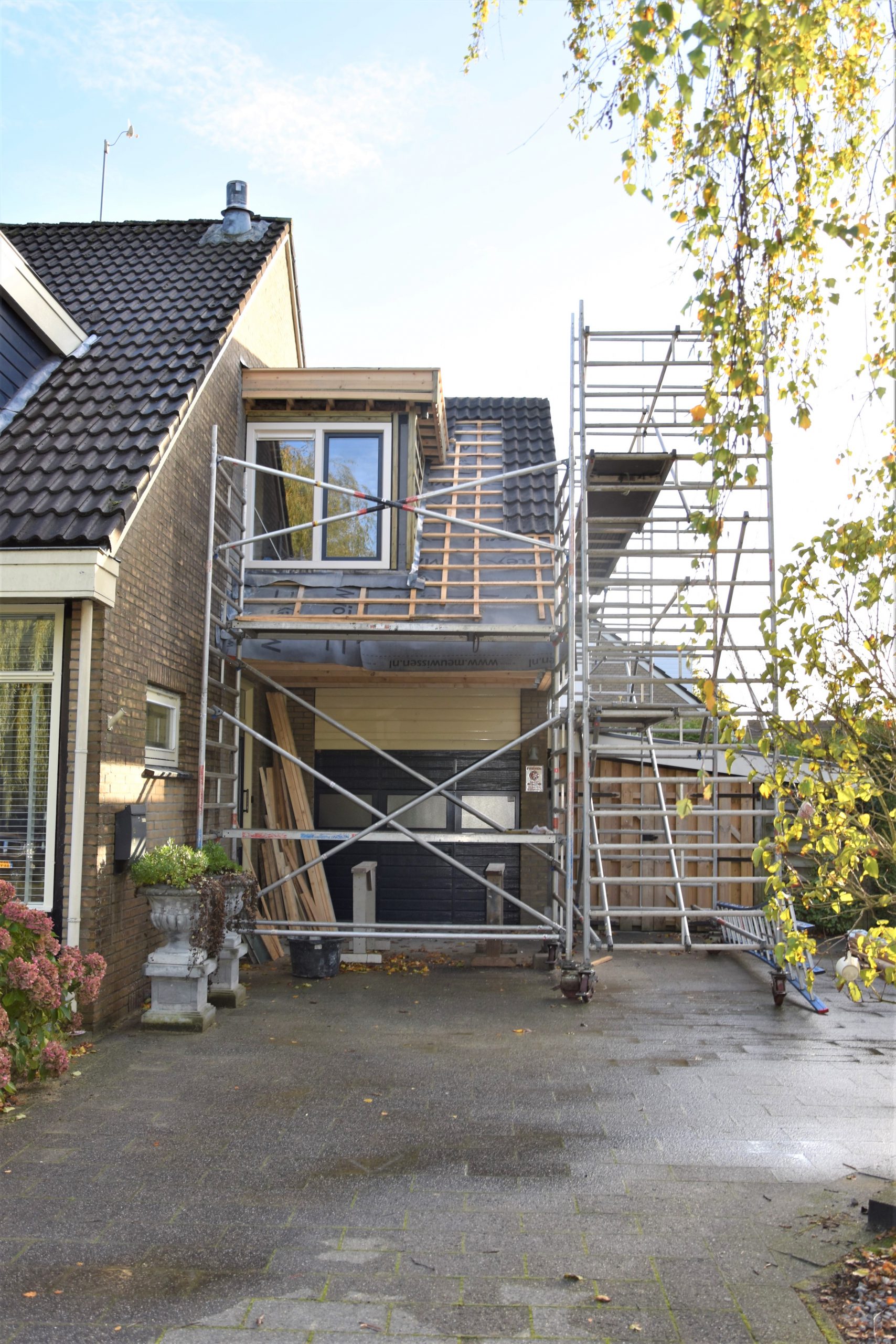 Kap op garage woning wommels Bootsma Bouwbedrijf